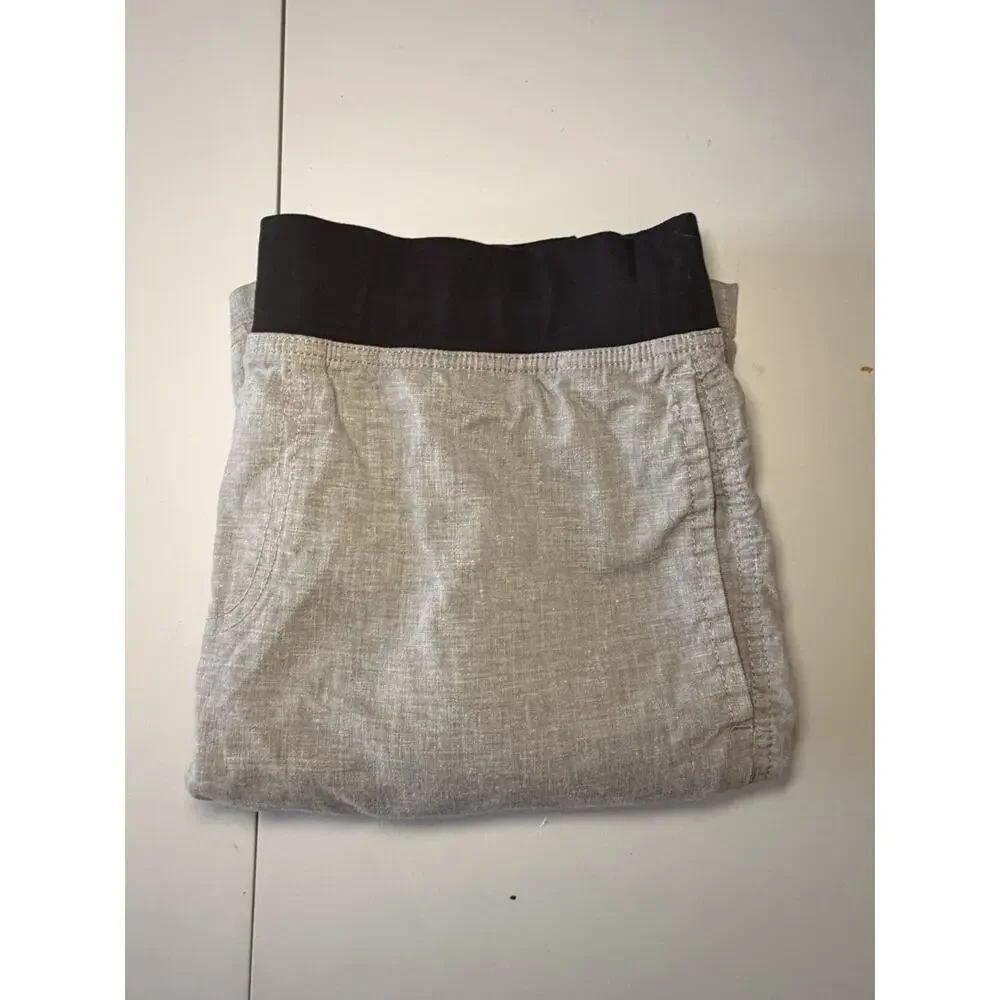 prAna Breathe Shorts Size M Gray Activewear